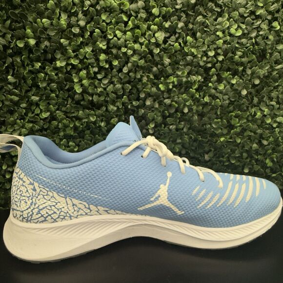 USED Jordan Zoom Tenacity UNC Tar Heels University Blue Size 14 CV1670-403 RARE main image 5